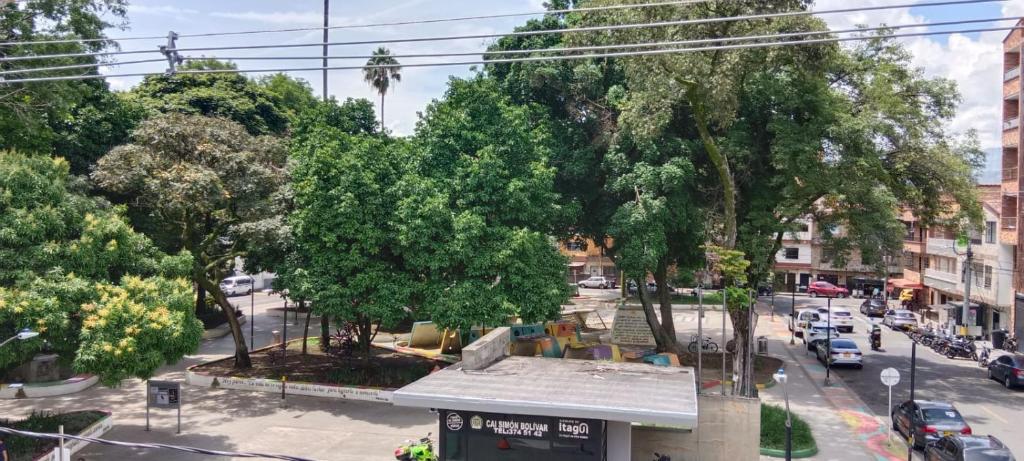 Kejiranan di persekitaran atau kejiranan dekat dengan apartmen