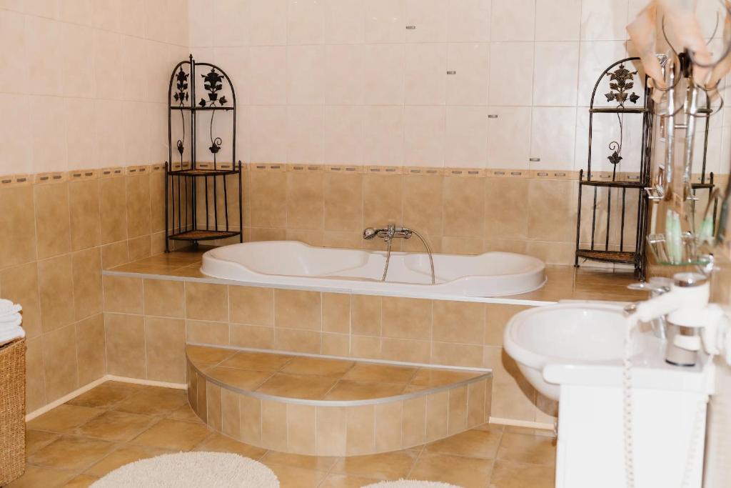 Golden park Apartments photo 4