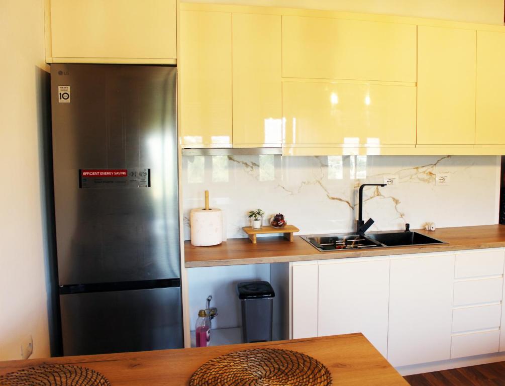 Kuchyň nebo kuchyňský kout v ubytování Zere House