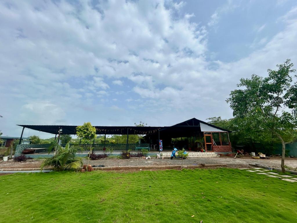 Gallery image of River Stone Resort in Dāndepāda