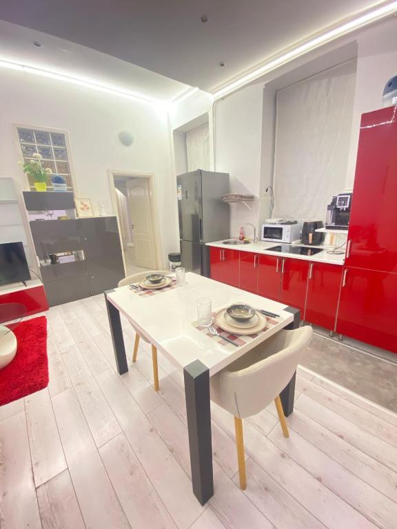 Kuchyňa alebo kuchynka v ubytovaní Budapest City center perfect location