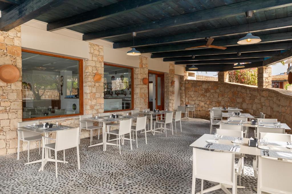 Restaurace v ubytování Barceló Marine Boa Vista - Adults Only