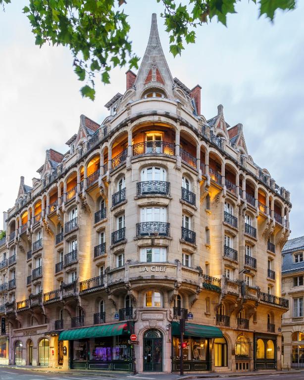 La Clef Louvre Paris by The Crest Collection - Resim 4