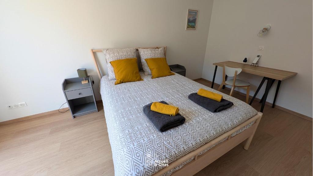 Postel nebo postele na pokoji v ubytování Alsace AC Apt Golf, Terrace & Parking