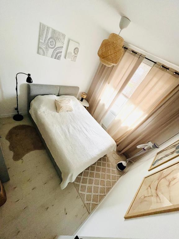 Katil atau katil-katil dalam bilik di Nowe Miasto Apartment, Darmowy Parking, Dostęp na kod, Winda