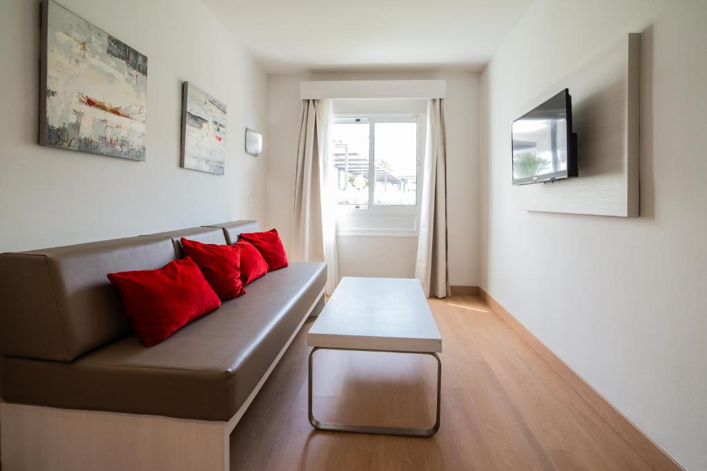 Aequora Lanzarote Suites - 11