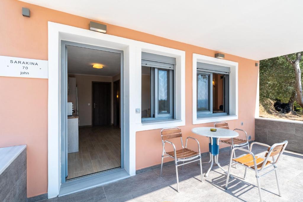 Balkón nebo terasa v ubytování Alex bar apartments