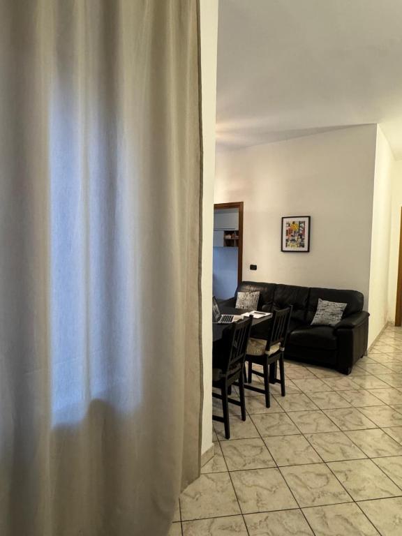 Guest House in Elegant Apartment close to the Center - 12