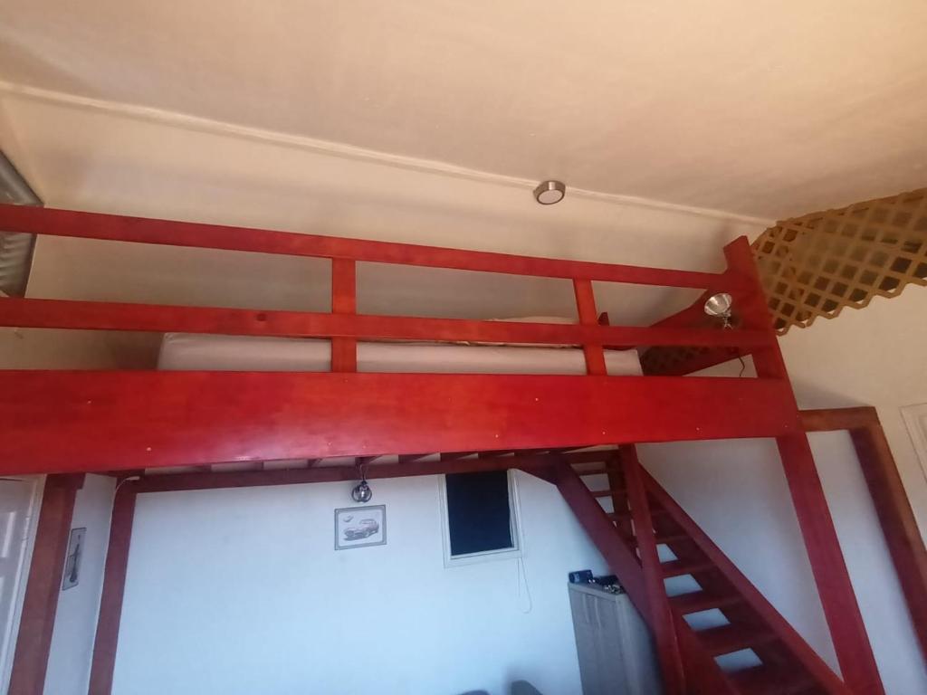Palanda nebo palandy na pokoji v ubytování Blue haus