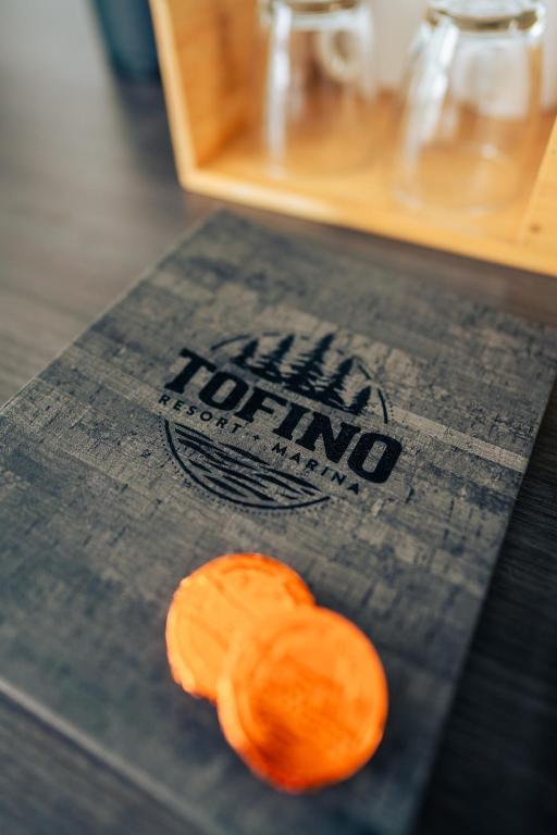 Certifikát, hodnocení, plakát nebo jiný dokument vystavený v ubytování Tofino Resort + Marina