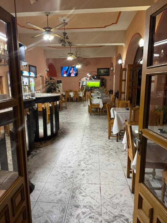 Restoran atau tempat lain untuk makan di Hotel Bar-Restorant Fresku