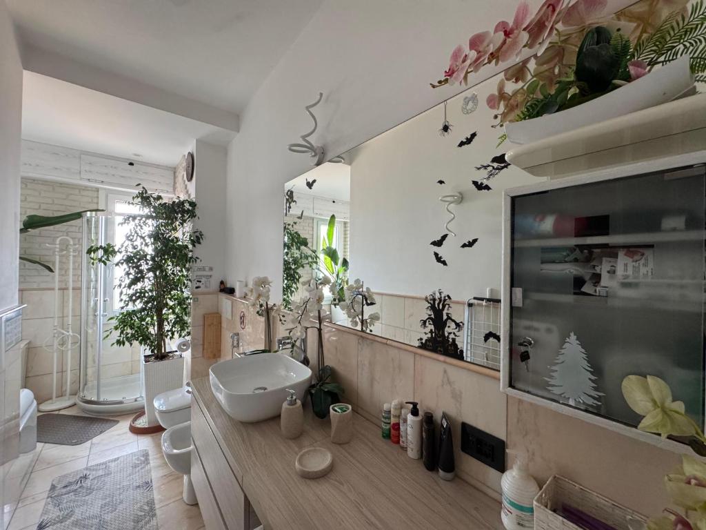 Ένα μπάνιο στο Terrazza Milano Apartment