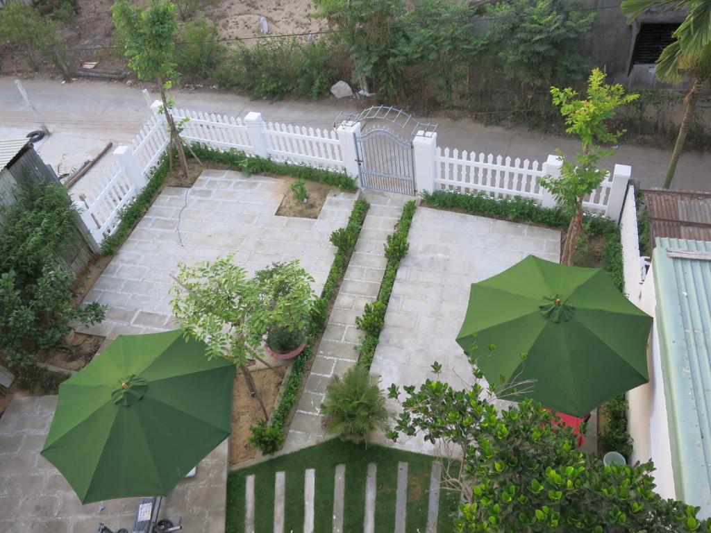 Flame Flowers Homestay - 8