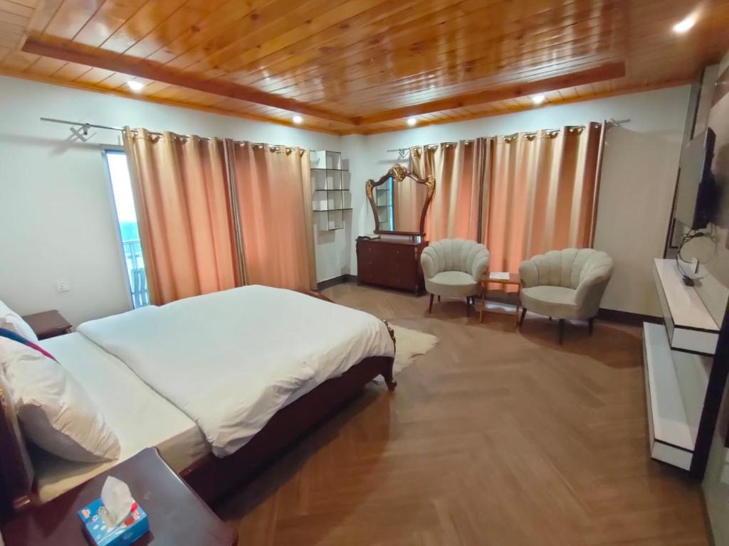 Nathia GaliにあるThe Heights Hotel Nathiagaliのギャラリーの写真