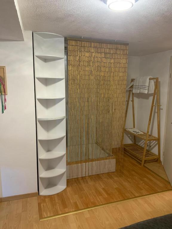 Fotografie z fotogalerie ubytování Zimmer corse 08 v destinaci Chur
