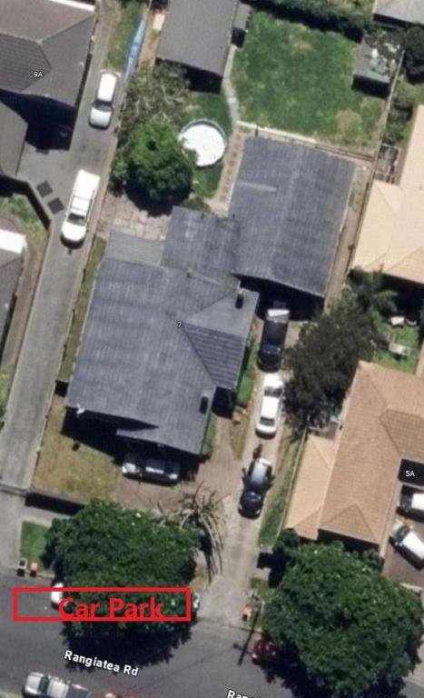 2 double beds including 1 double sofa bed Garden Chalet, 7A - Resim 15