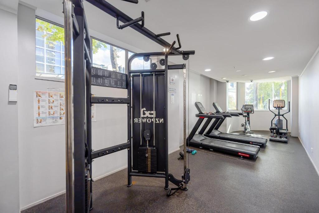 Arthur 2 bedroom 1 living room balcony view wifi gym swiming pool and easy parking1214 - Resim 6