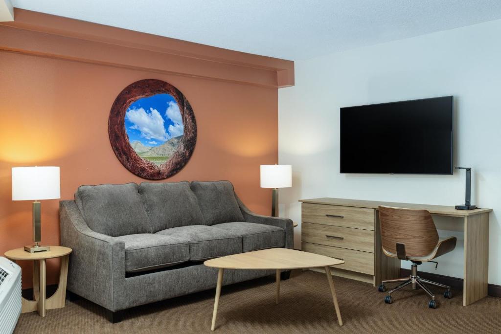 Holiday Inn Resort Mesquite by IHG photo