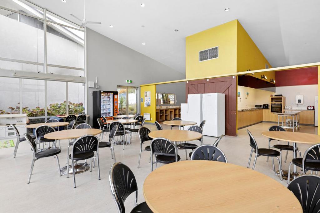 Hampshire Holiday Parks - Queenstown Lakeview - Resim 27