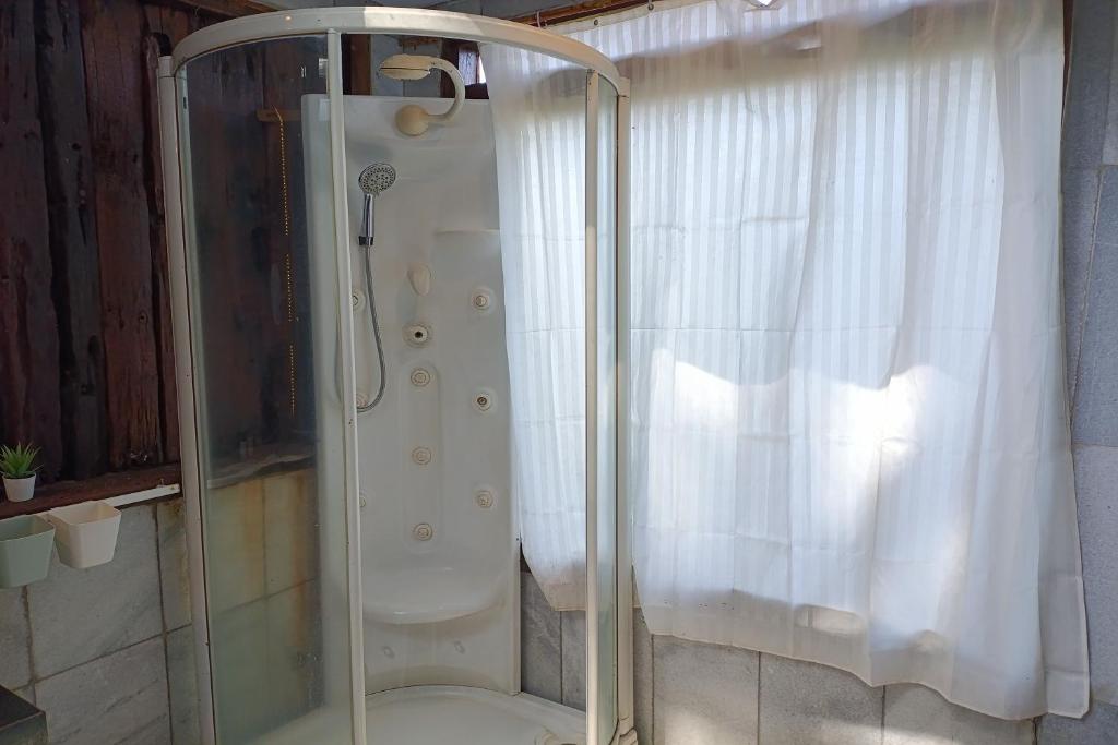 Bagno di Mendulang by Belza