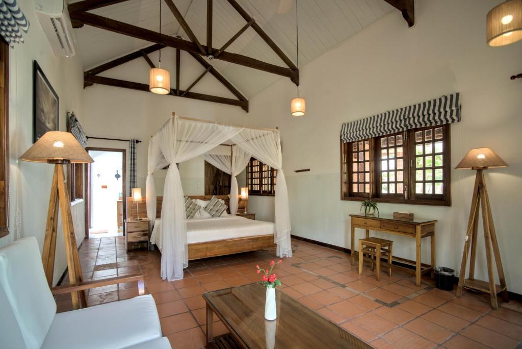 Phòng Deluxe Giường Đôi Nhìn Ra Biển