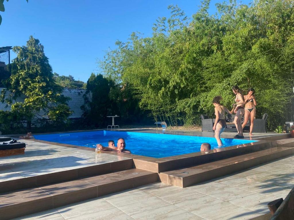 Bazén v ubytování Ilkićev kućerak Apartman nebo v jeho okolí