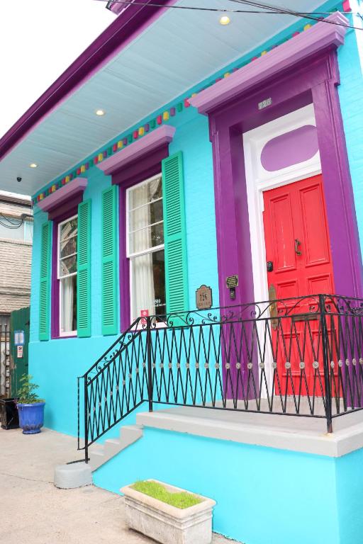 Hotel R&B Bed and Breakfast - Award Winning, a colorful house with a red door at R&B Bed and Breakfast - Award Winning in New Orleans