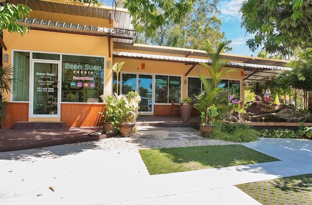 OYA International Resort Phuket ??????????? - Resim 5