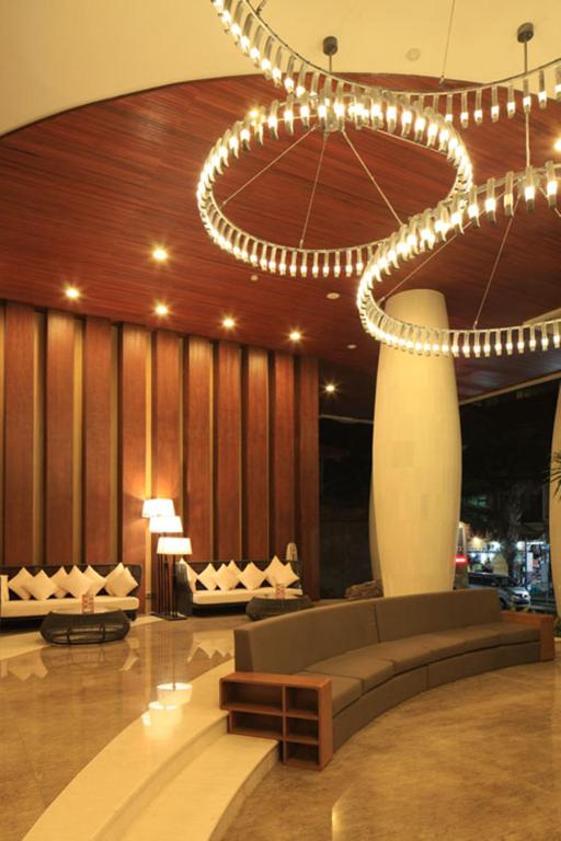 Posezení v ubytování Bedrock Hotel Kuta