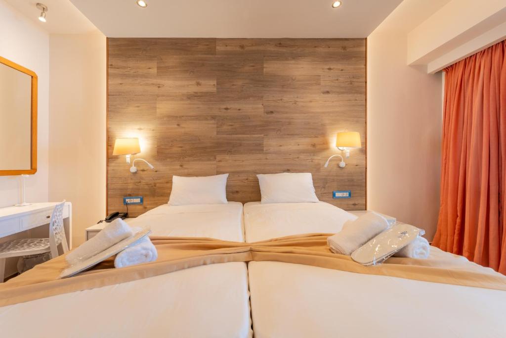 Łóżko lub łóżka w pokoju w obiekcie Arte Hotel