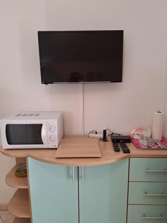 Kuchyň nebo kuchyňský kout v ubytování Apartmani Bambi