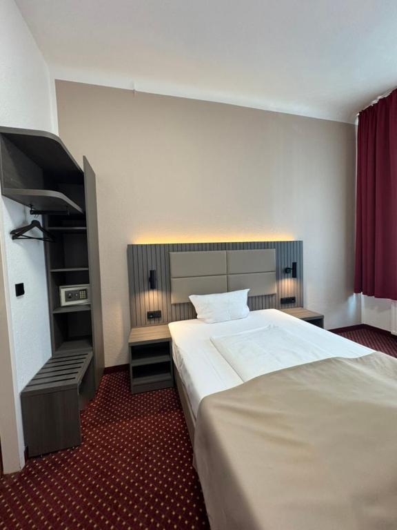 Hotel Lumen am Hauptbahnhof - Resim 8