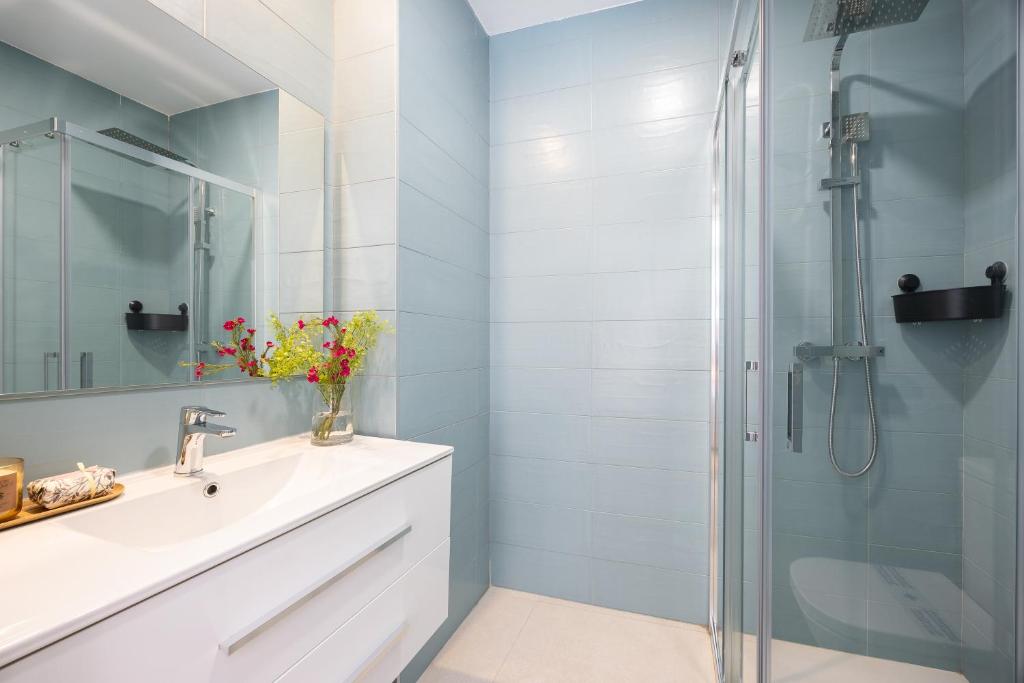 
Two-Bedroom Deluxe Apartment
