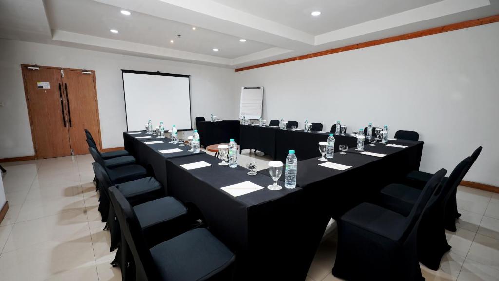 Konferenční prostory v ubytování Yellow Star Gejayan Hotel