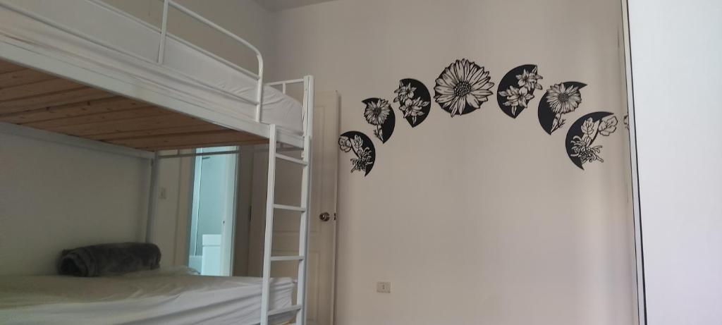 Postel nebo postele na pokoji v ubytování Bright Homestay - New Cairo