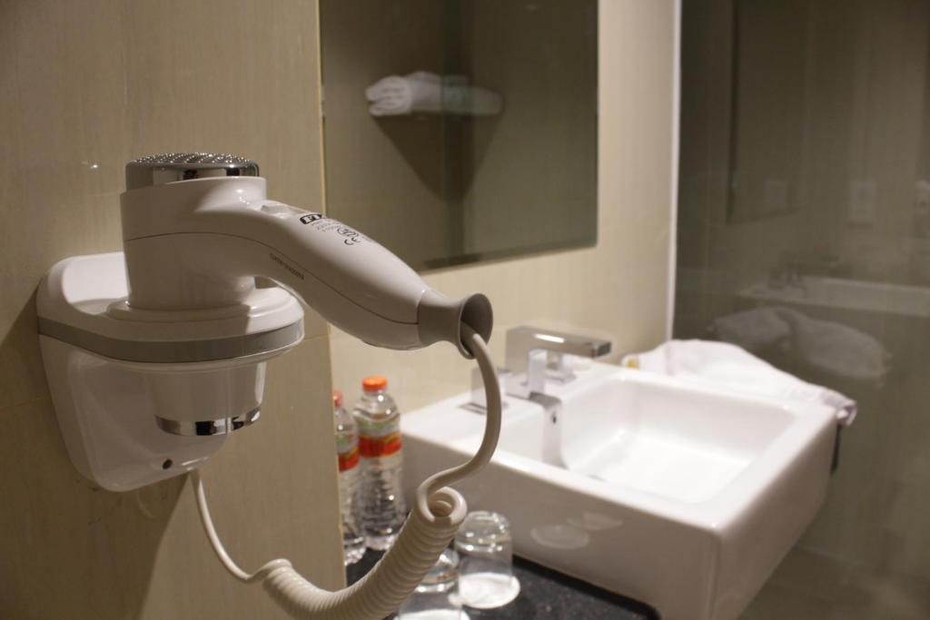Swiss-Belhotel Makassar - Deluxe Twin Room Met Uitzicht Op Zee