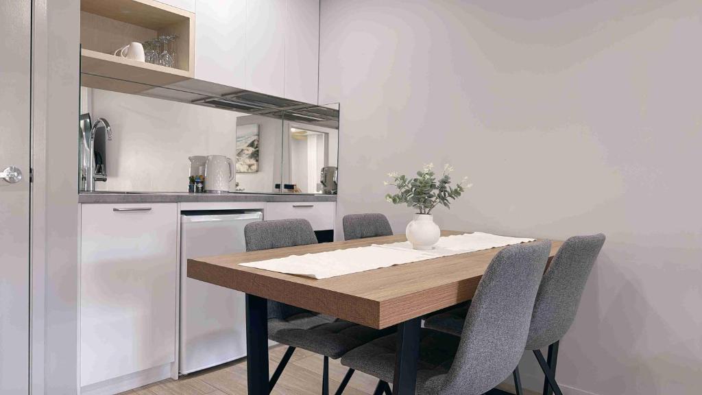 Belmoral Corporate Suites - Resim 15