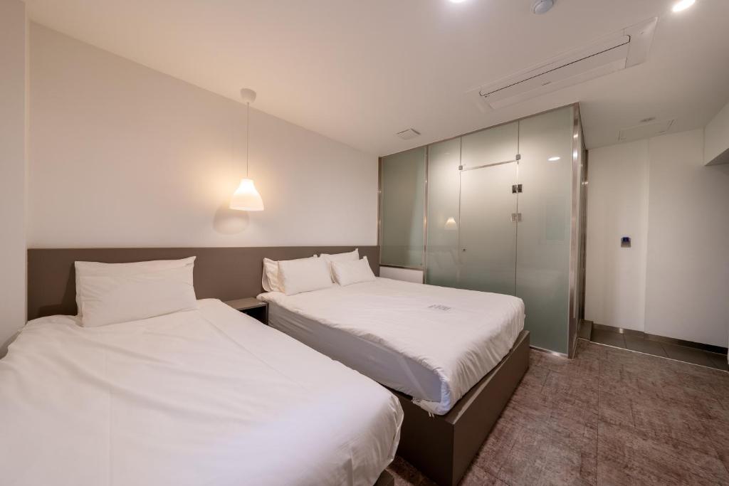 Hotel Firststay Hongdae - Deluxe-Zweibettzimmer