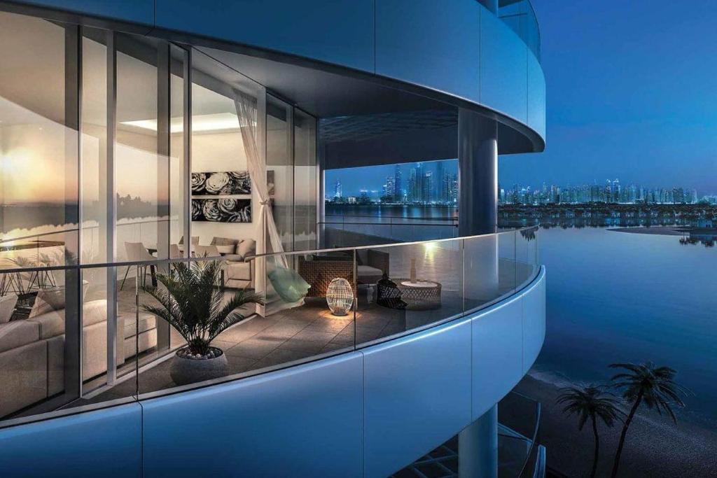 Dejaview Stays Luxury Apartment with Private Terrace, Burj & Sea View