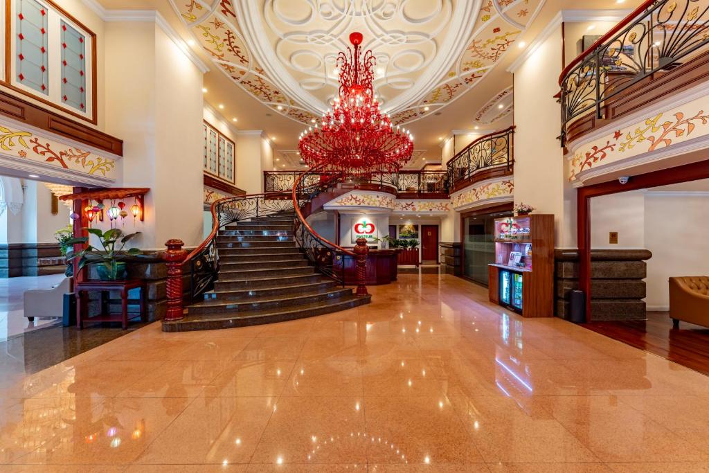 Sherwood Residence 5