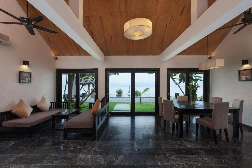 2 Bedrooms Hillside Pool Villa with Free Afternoon Cocktail