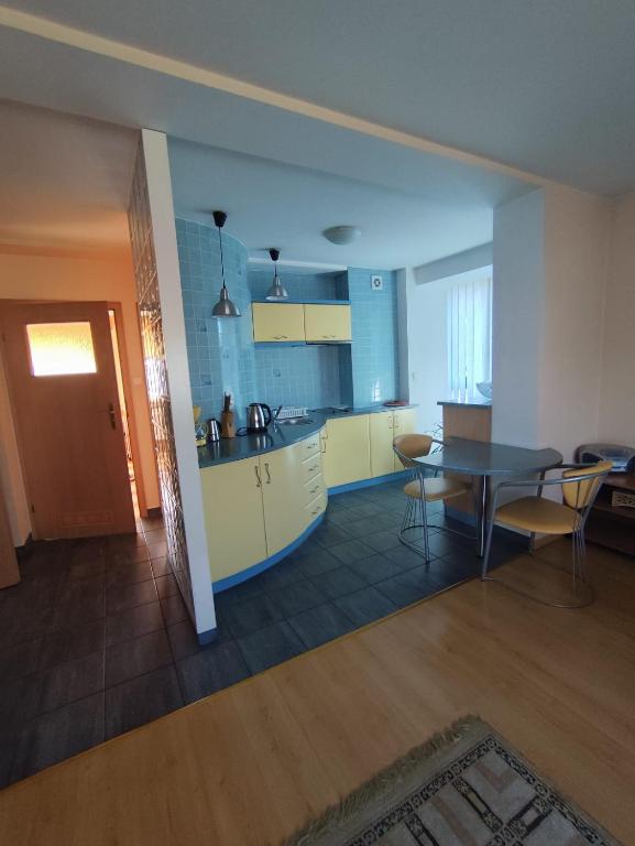 Gosciniec Tombor - Resim 21