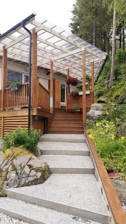 Zahrada ubytování Mountain view apartment near Atlantic road