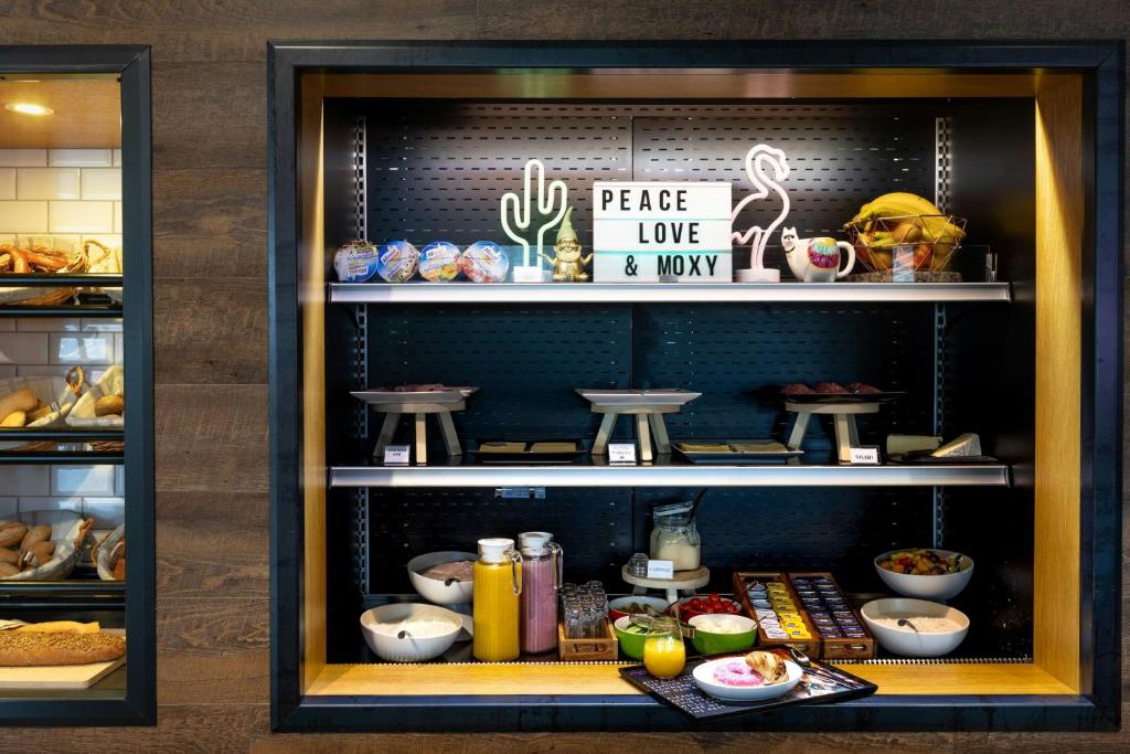 Moxy Brussels City Center - Resim 38