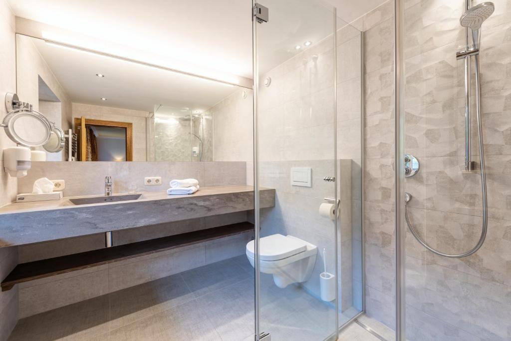 Koupelna v ubytování Heart Hotel Arlberg