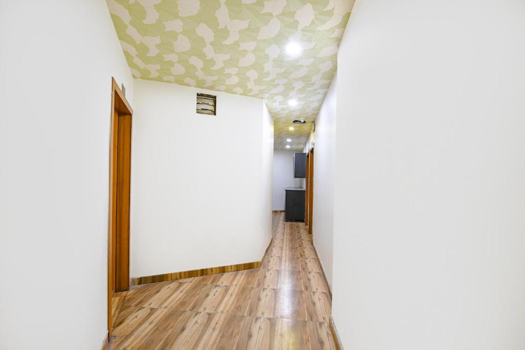 Fotografie z fotogalerie ubytování FabHotel Jeet Stays - Near Dilshad Garden Metro Station v Novém Dillí