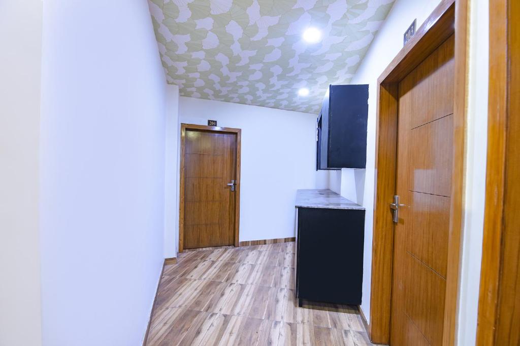 Fotografie z fotogalerie ubytování FabHotel Jeet Stays - Near Dilshad Garden Metro Station v Novém Dillí