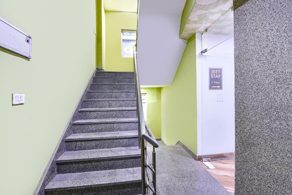 Fotografie z fotogalerie ubytování FabHotel Jeet Stays - Near Dilshad Garden Metro Station v Novém Dillí
