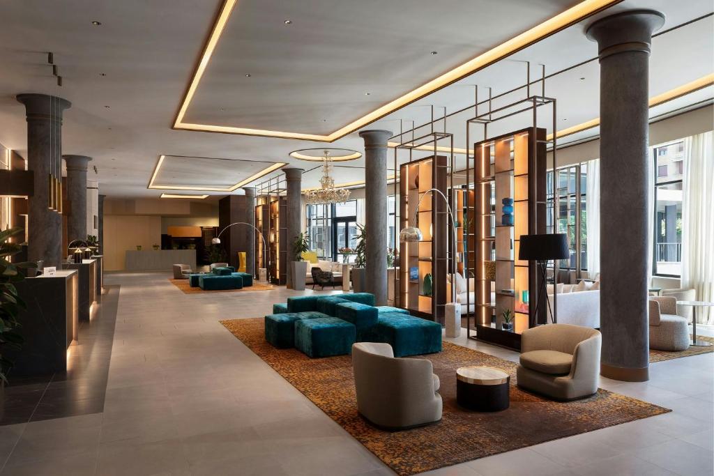 Posezení v ubytování Milan Marriott Hotel