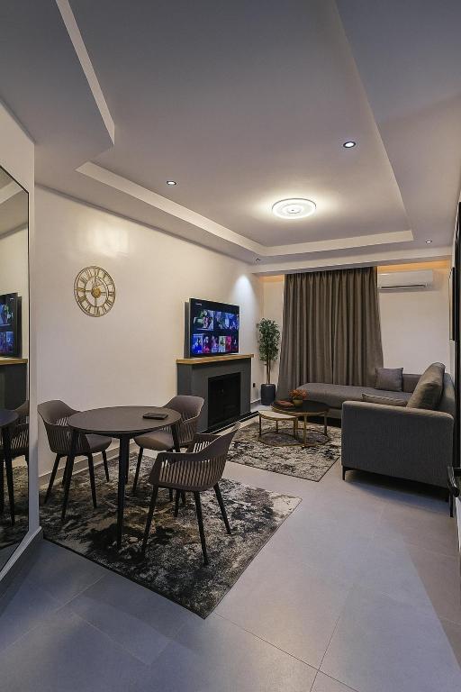 TV a/nebo společenská místnost v ubytování Arusha 202 by SPL